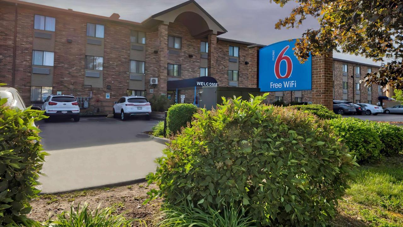 Motel 6-Milwaukee, Wi - Glendale Exteriér fotografie